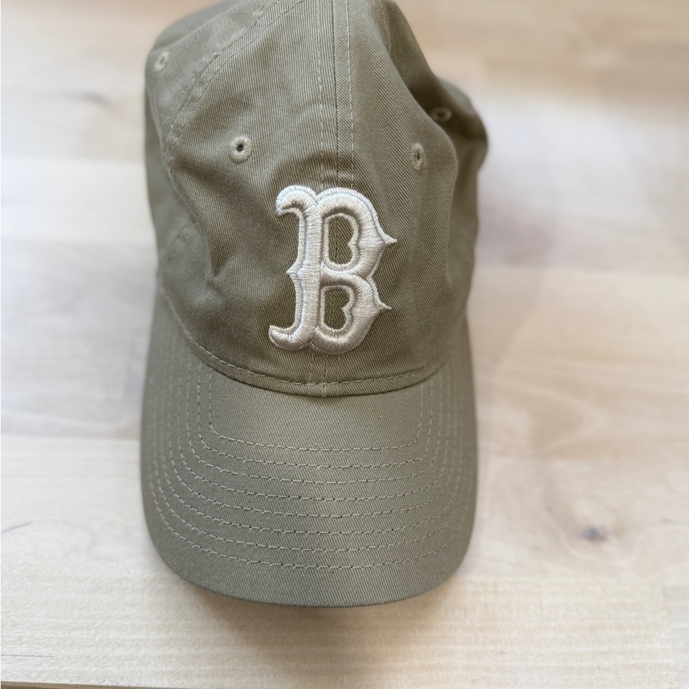 New Era Tan and White Boston Red Sox Cap